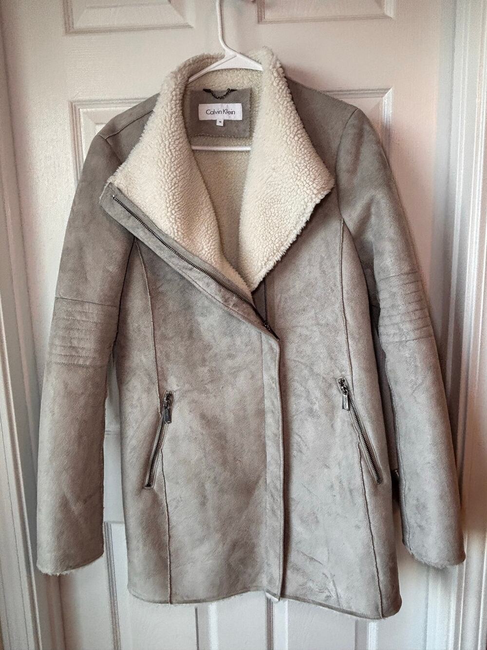 Calvin Klein Women’s Medium Faux Suede Sherpa Lined Moto Coat Gray Beige